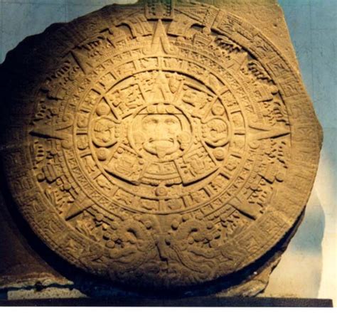 消失的玛雅文明，神殿浮雕中的火箭，以现在的技术根本造不出_内燃机