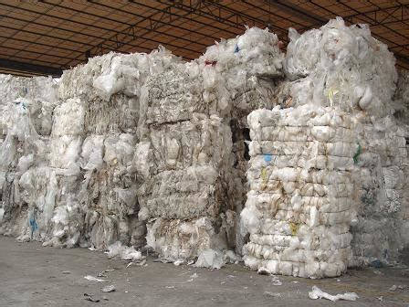 废弃占地方的硅胶能卖钱吗，大面积硅胶废品专人回收，用过的硅胶娃娃无公害处理