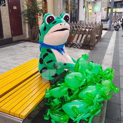 青蛙人偶服装同款癞蛤蟆充气青蛙演出服活动表演道具儿童玩偶衣服-阿里巴巴