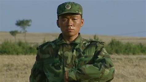 士兵突击，英雄钢七连的入连仪式，马小帅第5000名士兵_腾讯视频