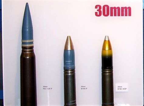 口径只有30毫米，转膛还能连发，世界最小的无后坐力炮