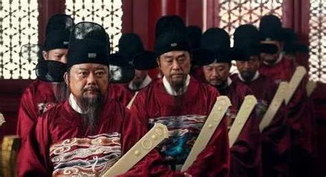 古代官员都是什么时候上朝 朝会一般都会分成几个方面_知秀网