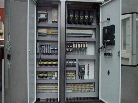 山东PLC控制柜内部的零部件该如何布置才算合理-济南禾邦自动化技术有限公司