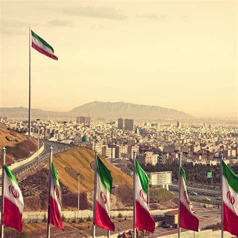 可怕，伊朗在历史上曾经拥有过32个都城？_凤凰网历史_凤凰网