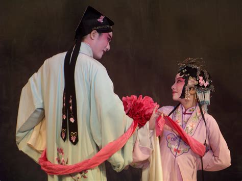 全本版昆曲《牡丹亭》即将来郑演出 - 河南省文化和旅游厅