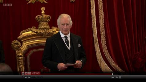 查尔斯王子 70 岁生日快乐！Vogue带你看这位英国王储人生中的高光时刻