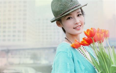 恭喜赵丽颖在《风吹半夏》中饰演的许半夏获得年度最佳女主角……