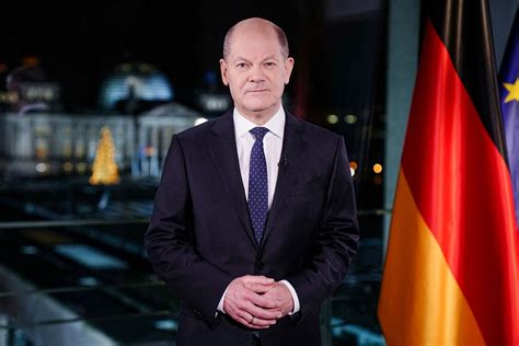 德国总理朔尔茨首次发表新年致辞，此前默克尔曾连续16年发表这一演说