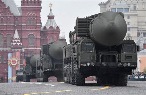 俄军明年将开始列装“萨尔马特”洲际弹道导弹