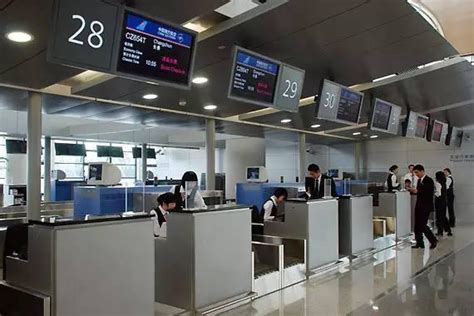 国庆期间浦东机场出入境客流平稳有序_手机新浪网