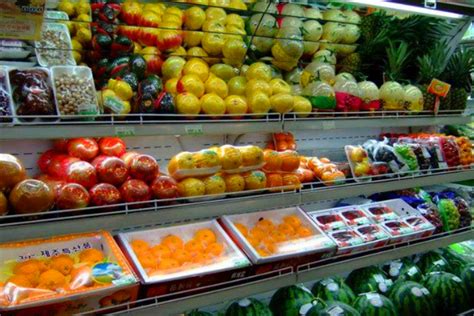 水果超市加盟 费用多少 条件-就要加盟网