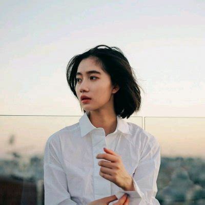 女生头像高冷温柔伤心