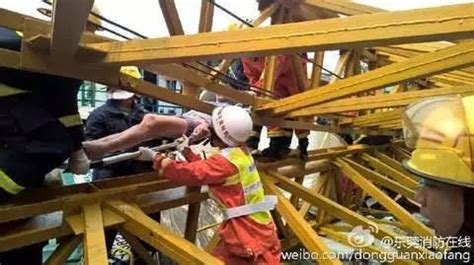 广东东莞：香港启德体育园顶棚工程建设正酣-人民图片网