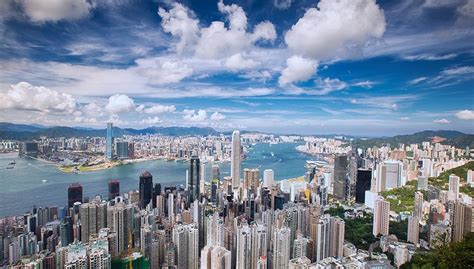 香港楼市2021年量价齐升，连续12年获全球房价最难负担城市|香港|房价|住房_新浪新闻