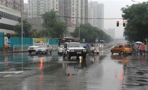 北京大部分地区出现雨雪天气 延庆雨雪交加(图)-搜狐新闻