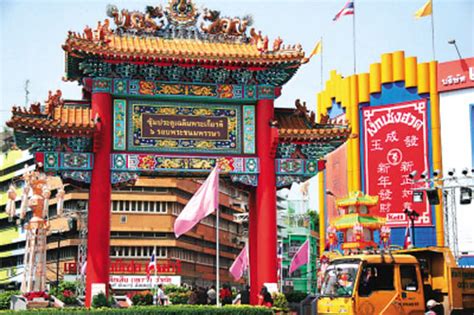 东南亚第一大华人街，有路带你探索曼谷唐人街的神秘色彩|界面新闻