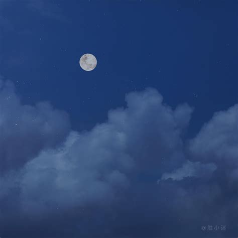 月亮夜景图片,高清图片-纯色壁纸