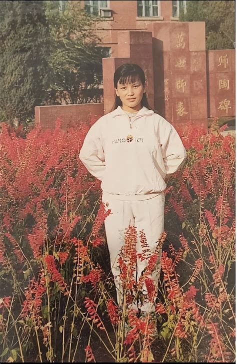 90年代中国珍贵老照片: 图6让人怀念、图7是美女最喜欢的职业