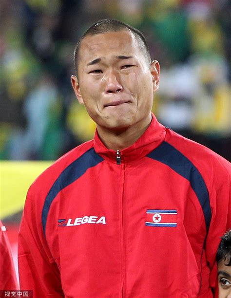 38岁朝鲜国脚郑大世宣布退役，世界杯泪流满面永载历史_凤凰网