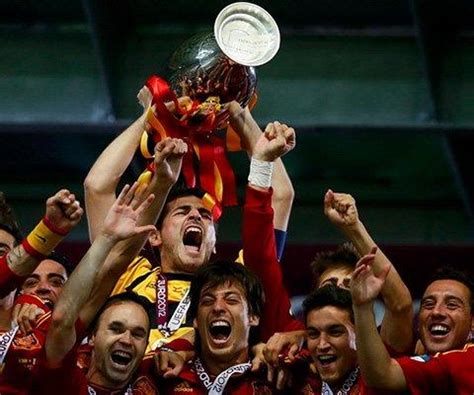历届欧洲杯冠军及夺冠次数排名：西班牙、德国各三冠并列第一 - 知乎