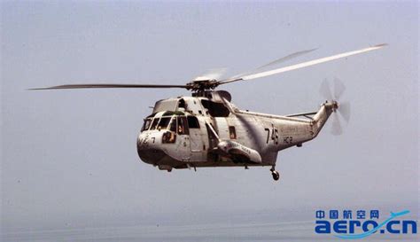 北约一架“海王”直升机在伊奥尼亚海坠毁_新浪新闻