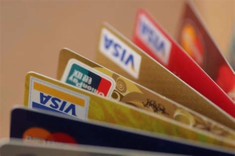 visa信用卡网上办理 - 财梯网