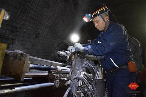 乌海能源公乌素煤矿精检细修保矿井安全生产