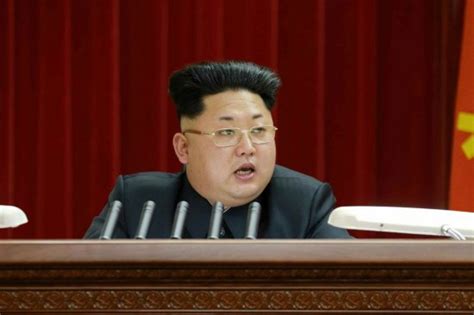 金正恩出席朝鲜劳动党中央政治局扩大会议（高清组图）--国际--人民网