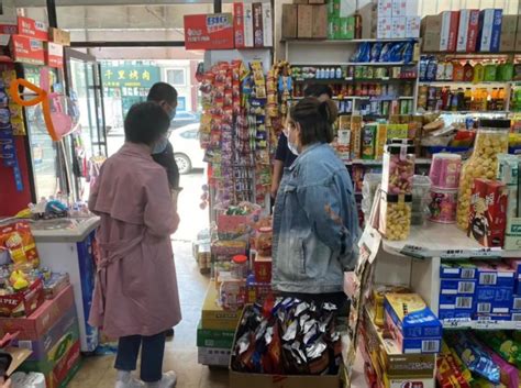 黑龙江省伊春市市场监管局联合多部门开展面向未成年人无底线营销食品专项检查-中国质量新闻网