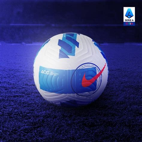 意甲发布新赛季用球：结合白色和深浅蓝色，完美契合意甲Logo-直播吧zhibo8.cc