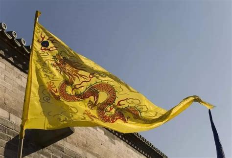 黄龙旗是如何成为清朝的国旗，讲述旗子的由来-历史随心看