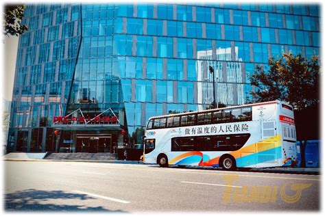 公交双层车身广告-双层巴士广告-广告汇官网