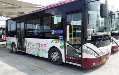 学生和家长有福了！平谷的这路公交车改线直通校门口了_京报网