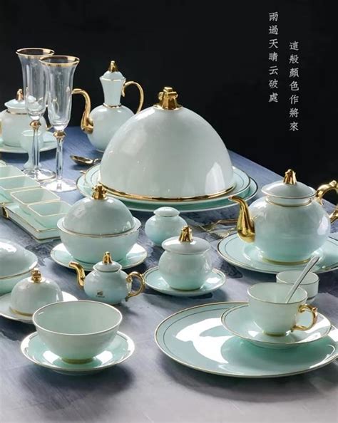 我院师生陶琉作品在第二十一届中国(淄博) 国际陶瓷博览会展出