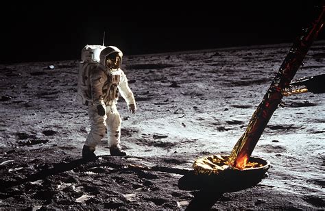 Truth Behind The Moon Landing: 9 Popular Conspiracy Theories