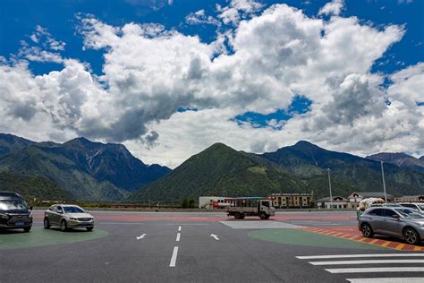 西藏林芝机场高速_图片素材