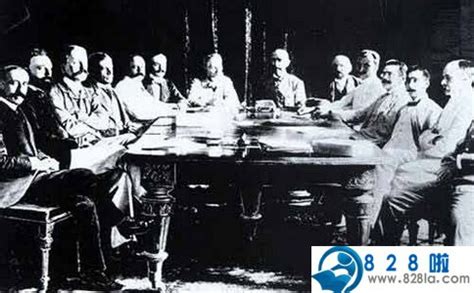 1954年12月3日民国政府与美国签署《中美共同防御条约》 - 历史上的今天