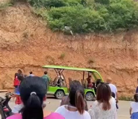 女游客玩高空滑索项目坠亡：景区已停业整顿_北京时间