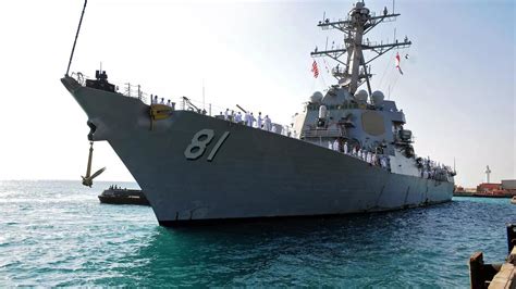 冷战场景重现？美俄军舰相隔一天抵达苏丹，苏丹海军让两舰尽可能远离_手机新浪网
