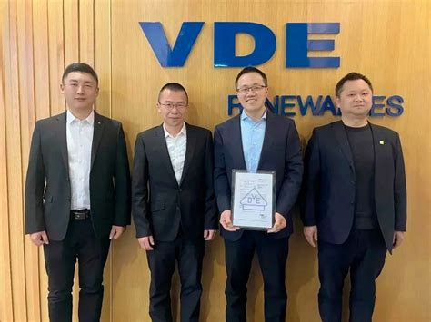 常州亿晶光电玻纤增强聚氨酯光伏边框组件首获VDE认证