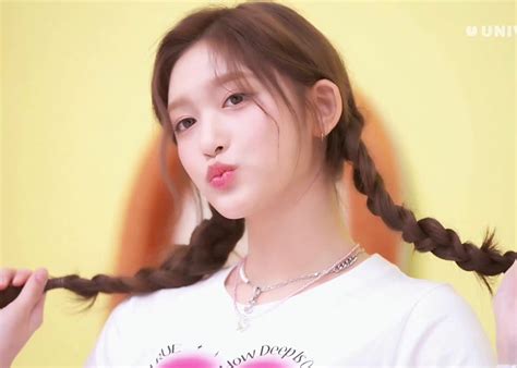 李彩煐chaeyung/图源见lg侵删图片