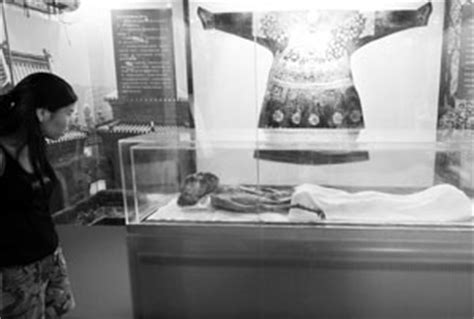 湖南省博物馆躺着一位千年女尸
