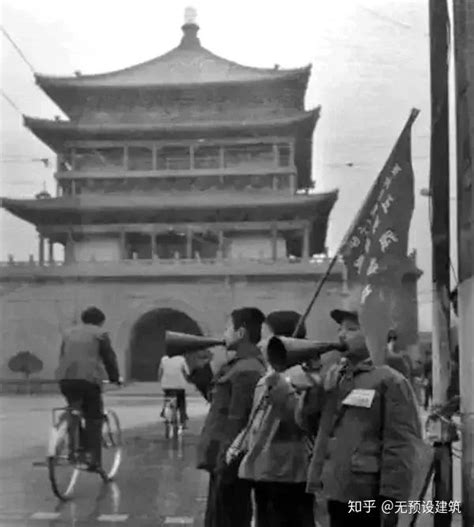 陕西光影40年 钟楼：雄踞古城中心观西安巨变_陕西频道_凤凰网