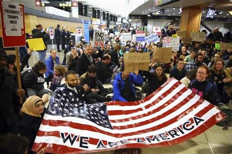 美国总统特朗普禁止7国公民入境 多个机场发生示威_航空要闻_资讯_航空圈