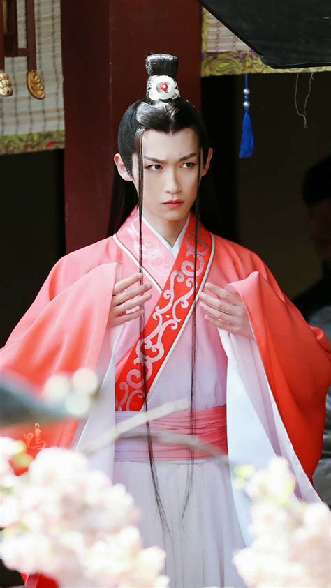 慕容离人设图片