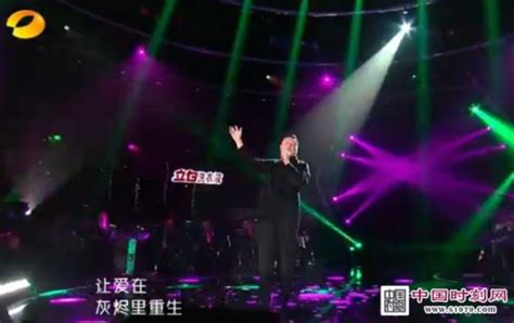 52岁歌王韩磊参加简陋商演，与观众互动无反应，本人尬笑化解气氛 - 360娱乐，你开心就好