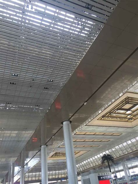 南京火车站工程案例|火车站铝单板|火车站包柱板|火车站天花板