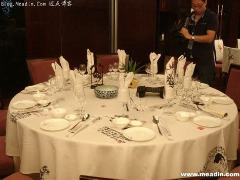 中餐宴会如何摆台_餐饮服务技能_职业餐饮网