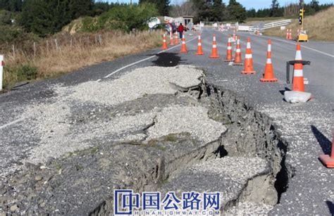 长江中游城市群岩溶地面塌陷调查取得一批重要成果_中国地质调查局