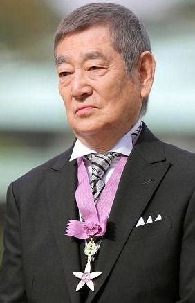 日本著名男演员高仓健去世_文化_腾讯网